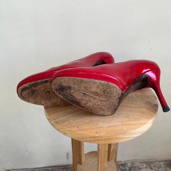 Stuart Weitzman Size 11 Patent Red Ladies Shoes - Picture 8 of 8